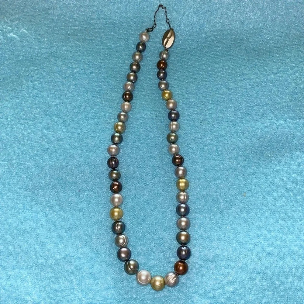 HUGER & Co. Tahitian south sea carved pearl necklace vintage 925 sterling 1934